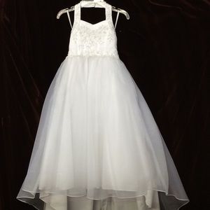 Davids Bridal Junior Bride Dress and Veil size 5